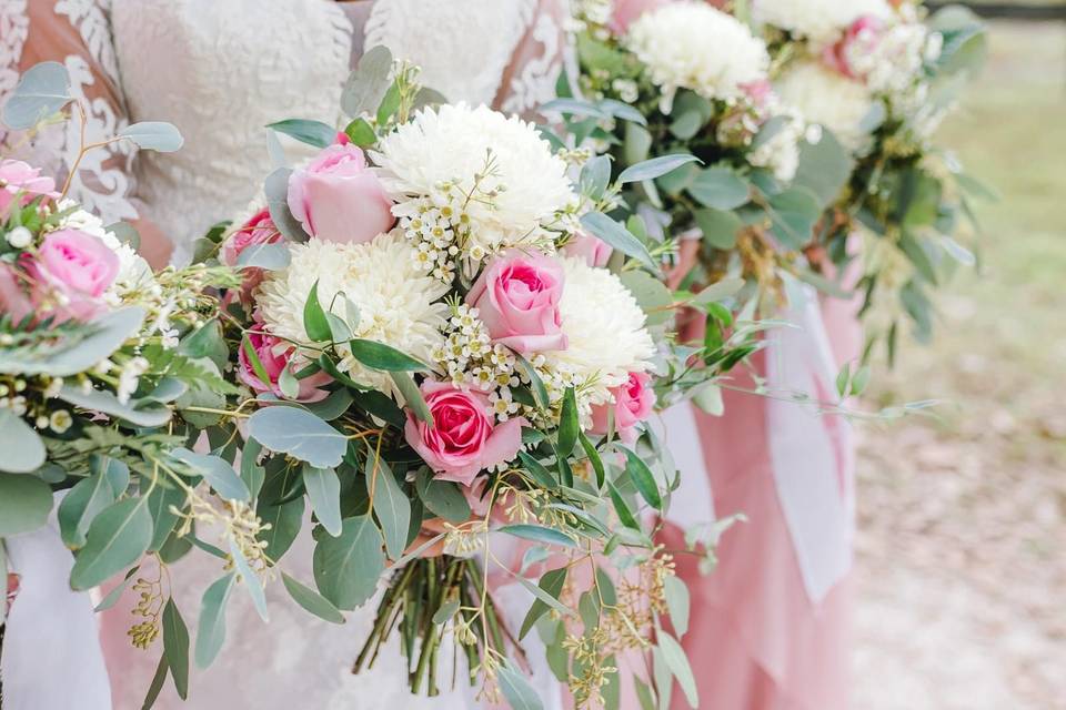 Bridal party bouquets