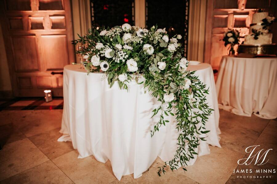 Sweetheart table