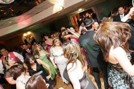 Dance Syndicate Entertainment The Wedding Celebration Specialists