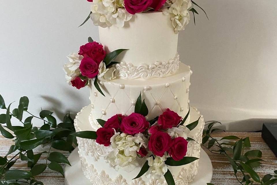 Wedding Cakes in Myrtle Beach: The Sweetest Addition to Your Big Day