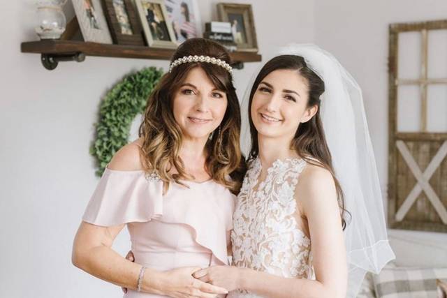 Chelsea and her mom!