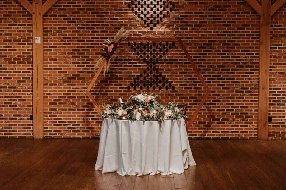 Sweetheart table