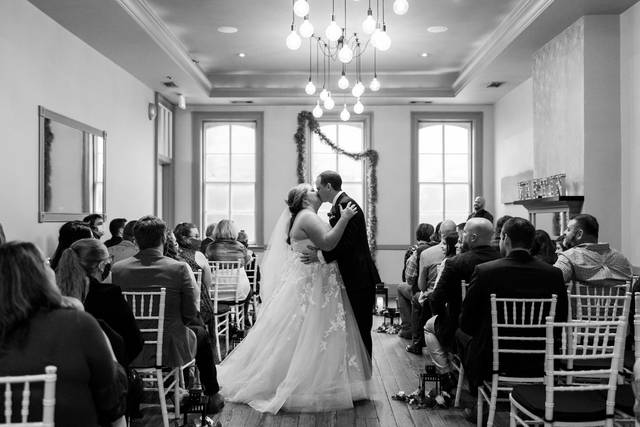 Amber Elizabeth Weddings