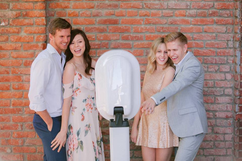 Photo booth with no backdrop