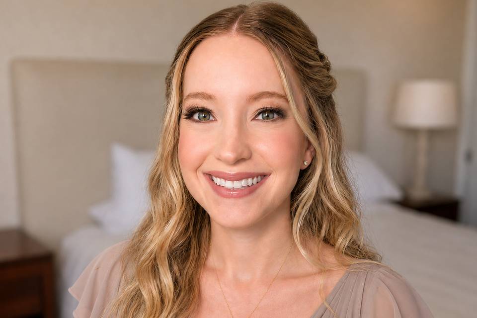 NEUTRAL BRIDESMAID