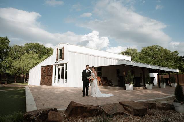 Willow Woods Barn + Studio