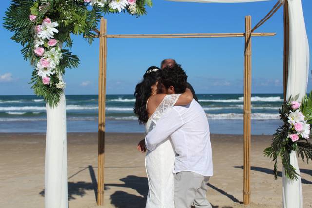 You may kiss the bride