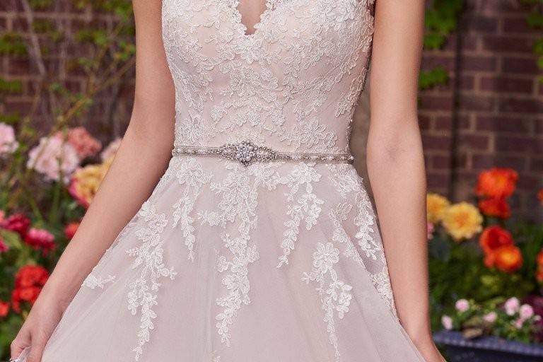 Lace wedding dress