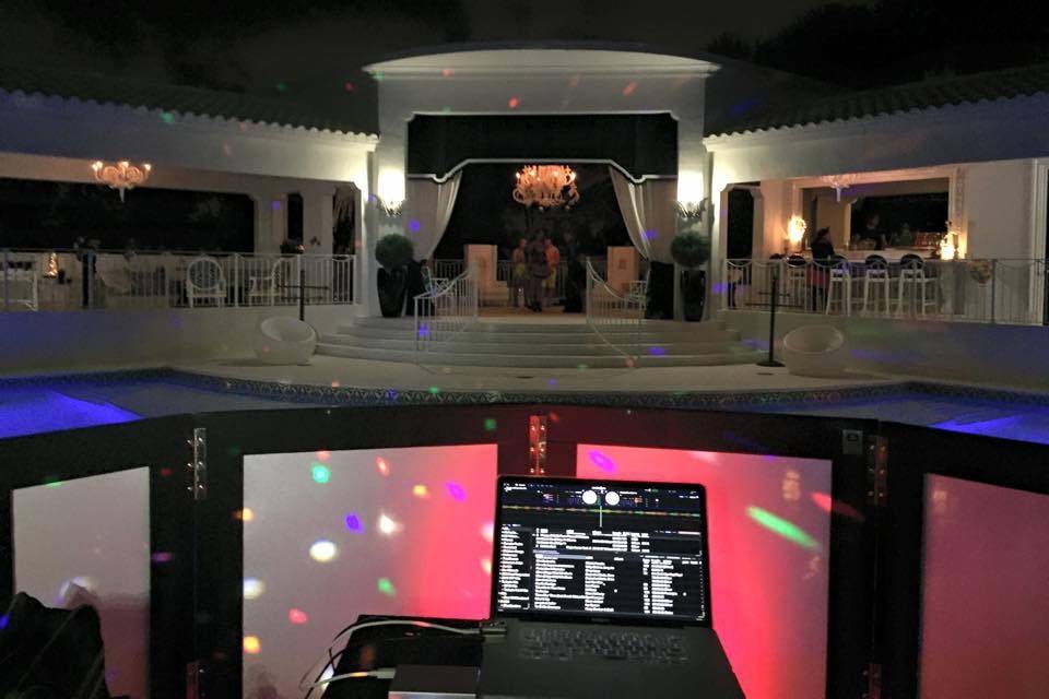 DJ table