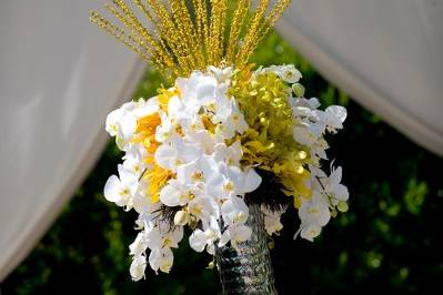 Raised centerpiece