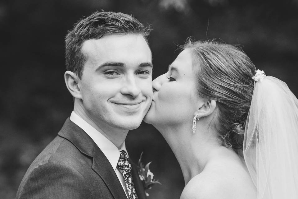 Mayernik center bride & groom