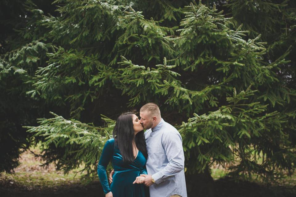 Hartwood acres bride & groom