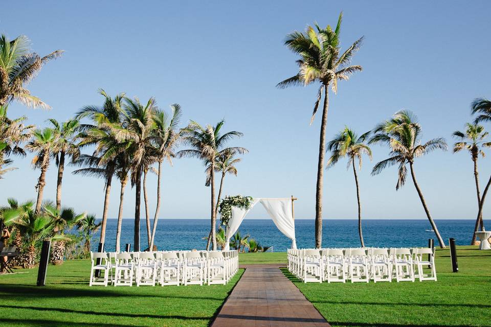 Destination ceremony setup