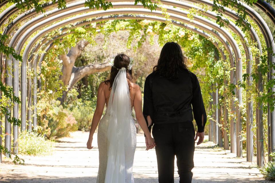 Weddings For Us