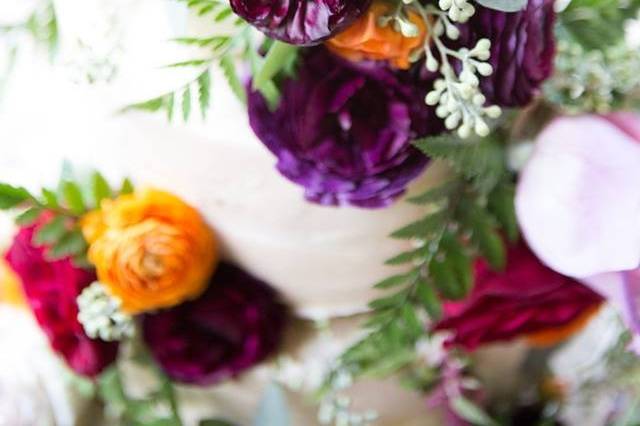 Cake with flowers