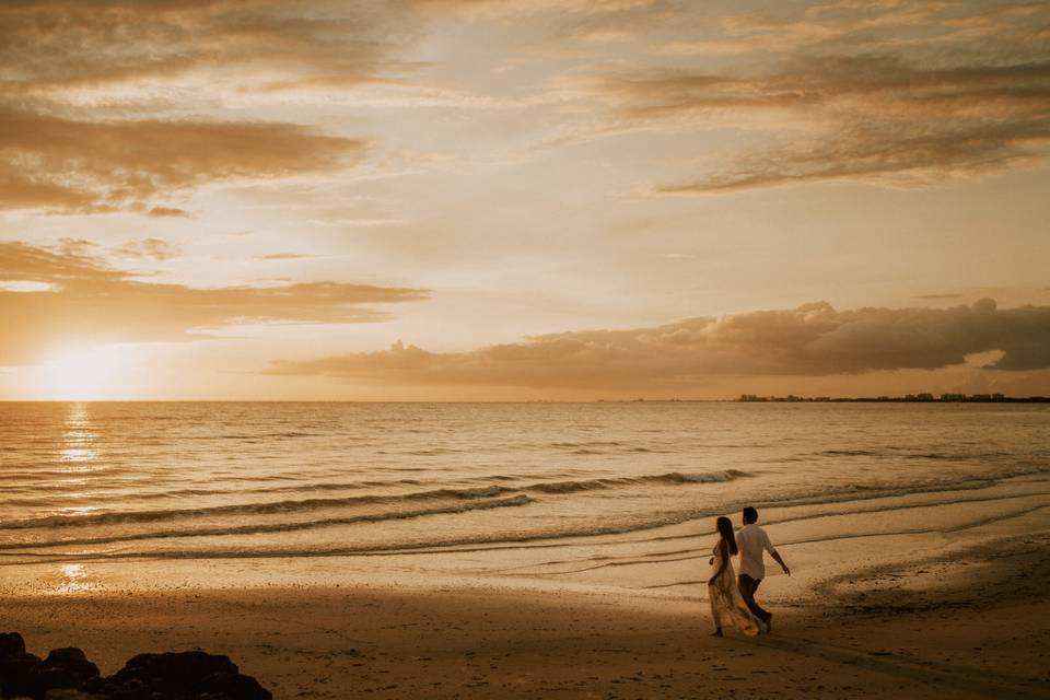 Beach Engagement photos