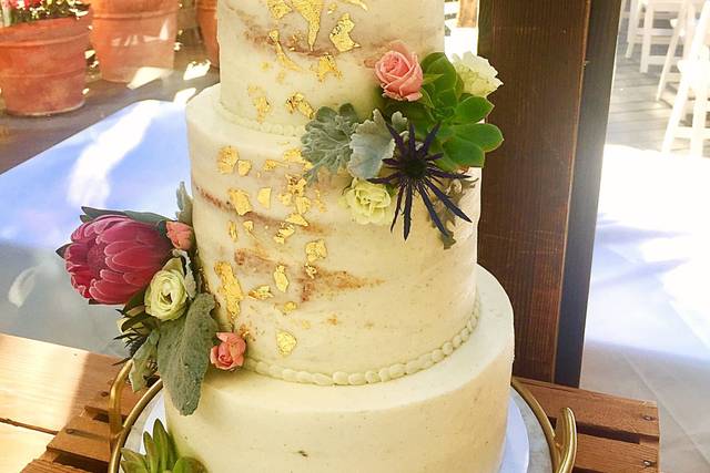 Peacock Wedding Cakes are Hot! — Cake Coquette