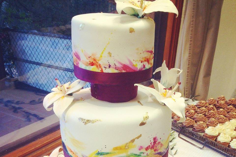 3-tier cake with separated layers