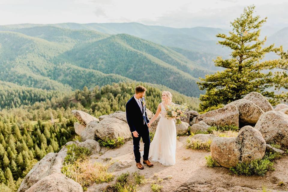 Sunny Boulder Elopement