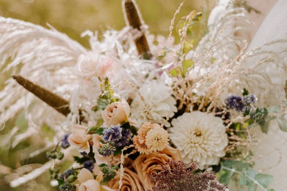 White and Muted Bouquet