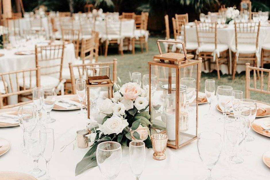 Vintage tablescape