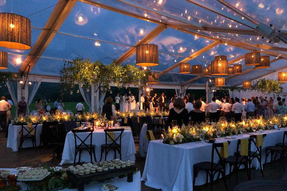 Clear tent wedding planner