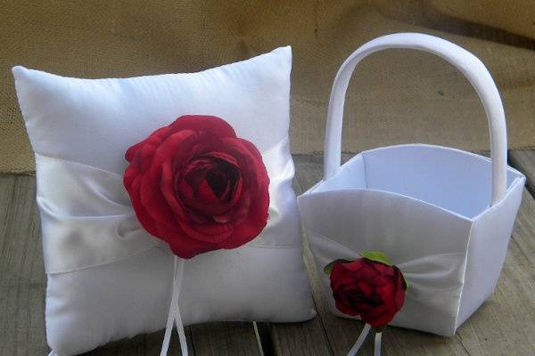 Elegant Flower Girl and Ring Bearer Pillow with Red Ranunculus