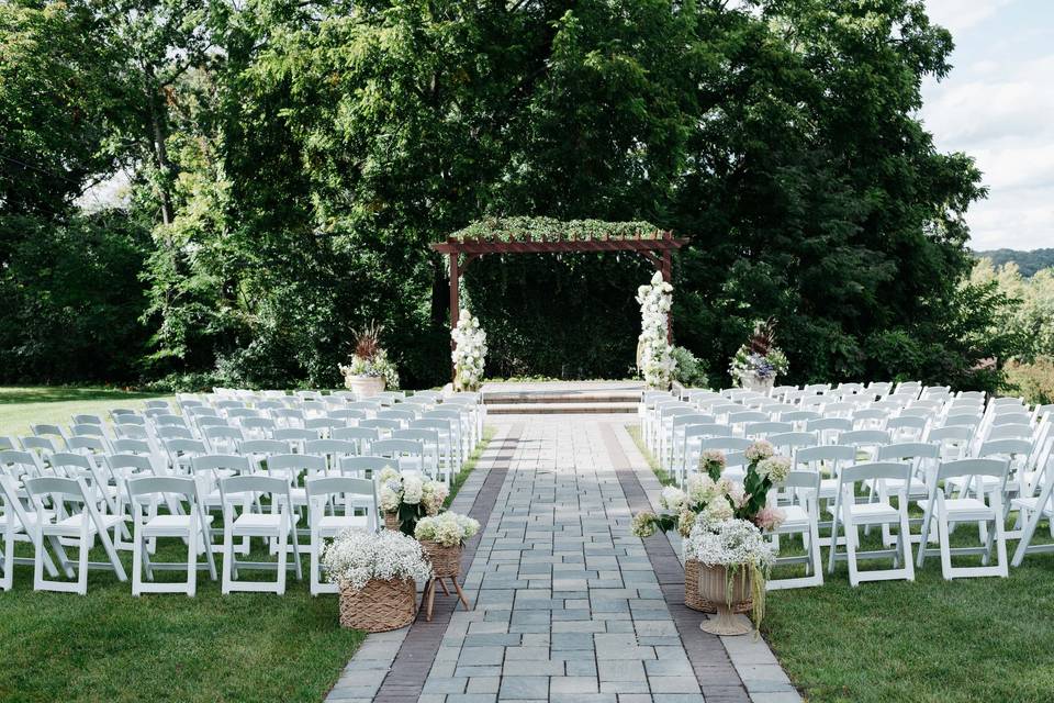 Wedding Pergola - Lodge