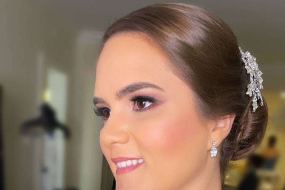 Gina Dearing Makeup Artist
