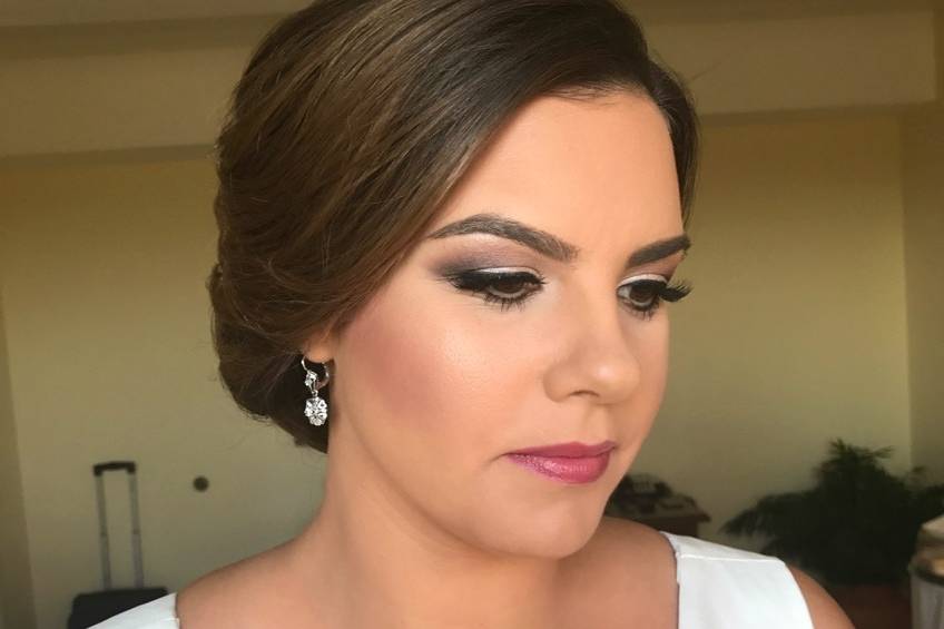 Gina Dearing Makeup Artist