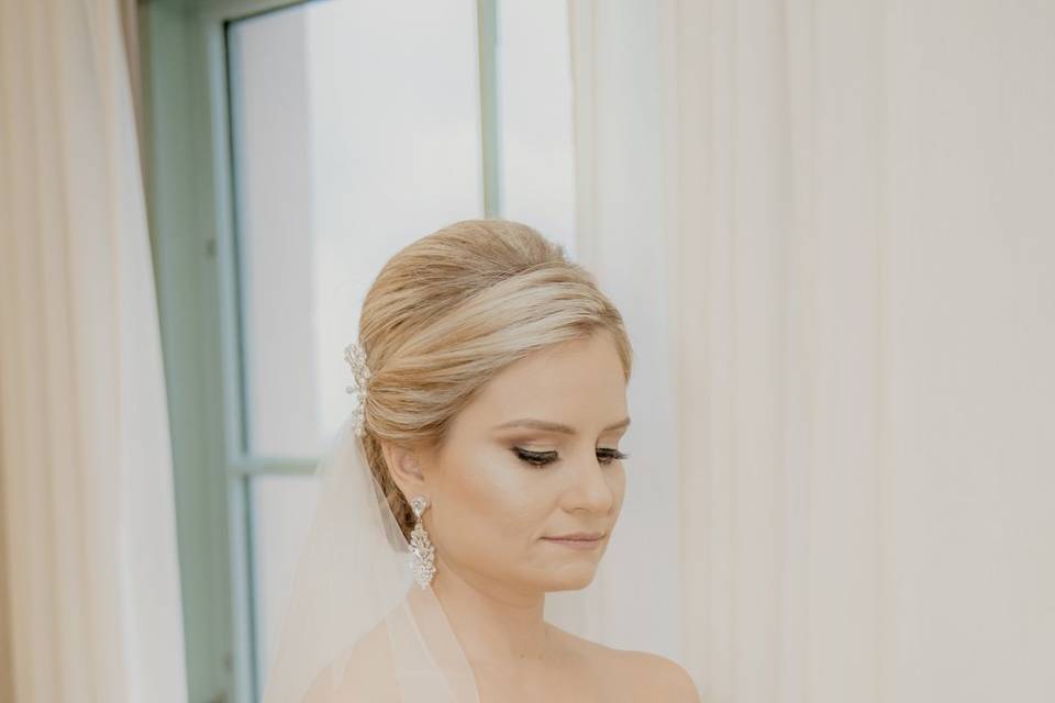 Gina Dearing Makeup Artist