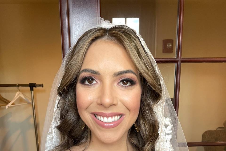 Gina Dearing Makeup Artist