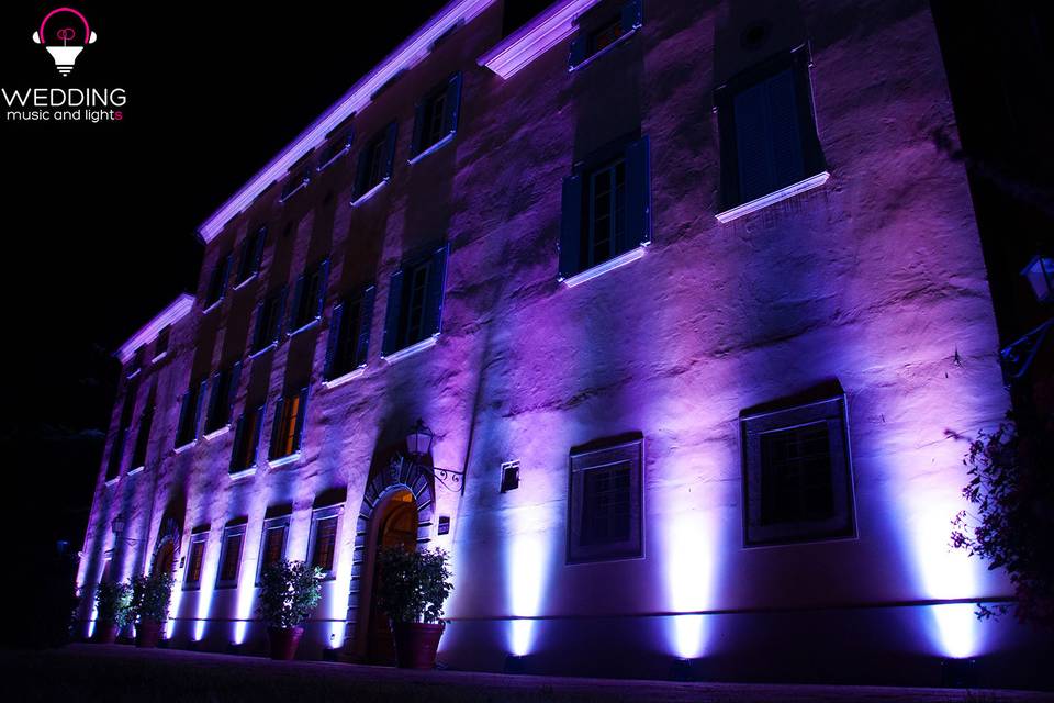 Wedding architectural lighting Badia Campoleone - Tuscany - Italy