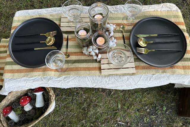 Fall Dinner Table Setup