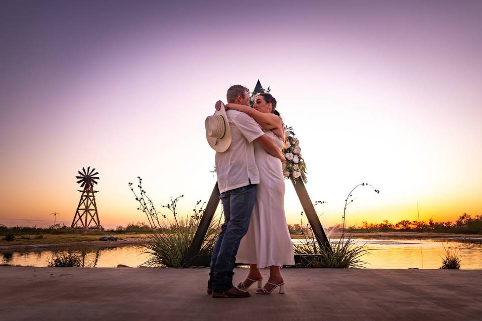 A beautiful Bride and groom