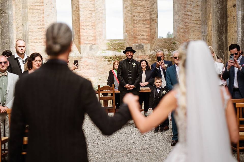 Wedding at San Galgano