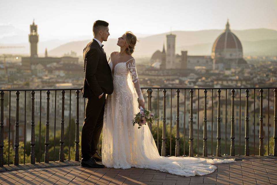 BRIDE AND GROOM AT PIAZZALE MI