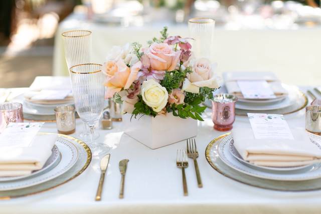 Garden centerpiece