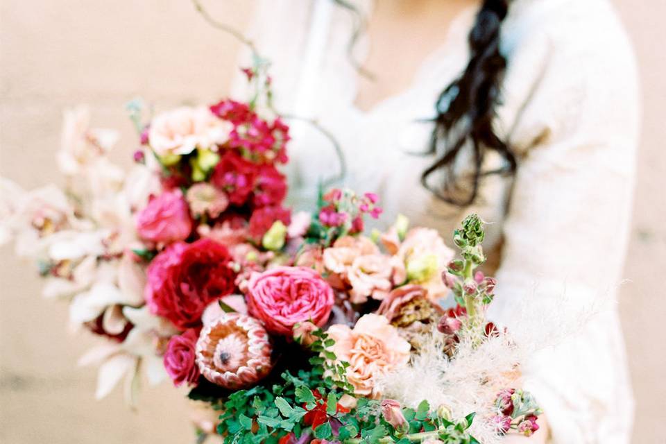 Berry-inspired bridal bouquet
