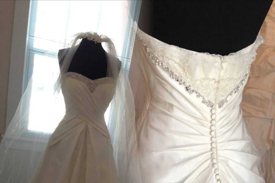 Savvy Silhouette: Upscale Bridal Consignment, Resale & Rental