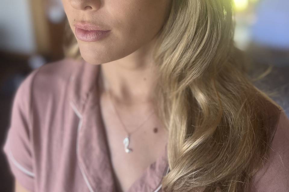 Bridesmaid Smokey Eyeliner