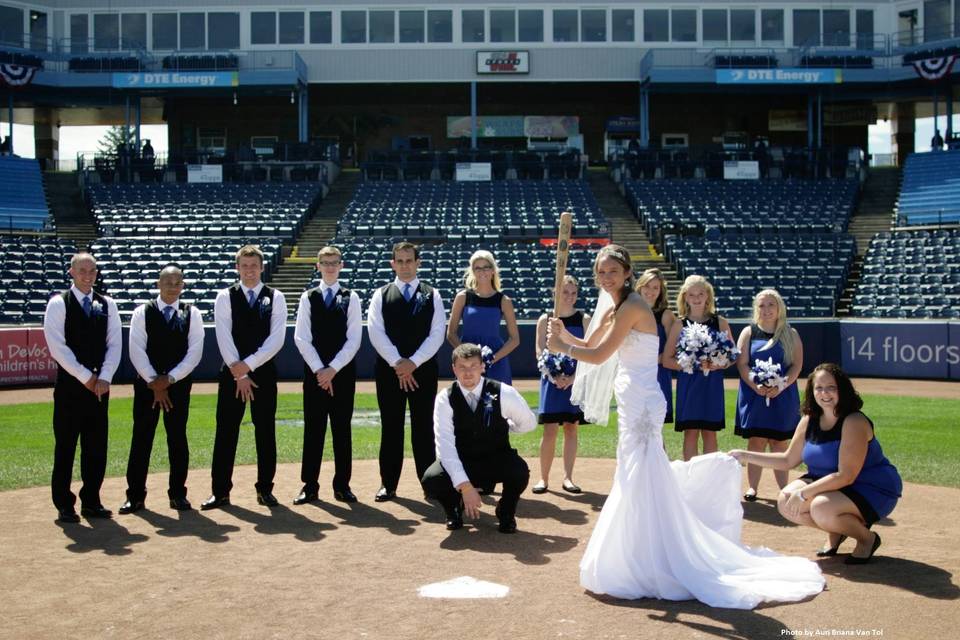 Couple with their bridal attendants