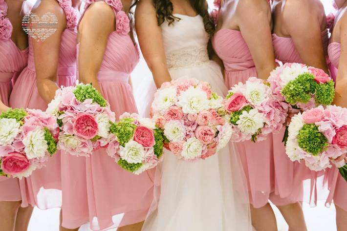 Matching bouquets