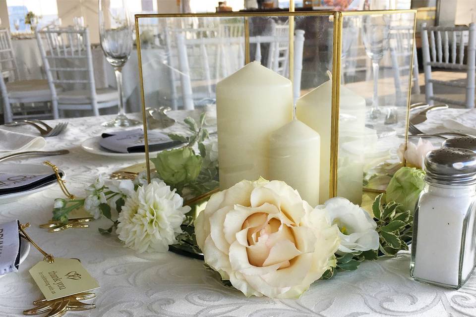 Table centerpiece