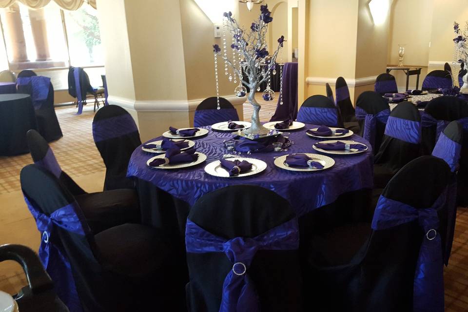 Black and blue motif