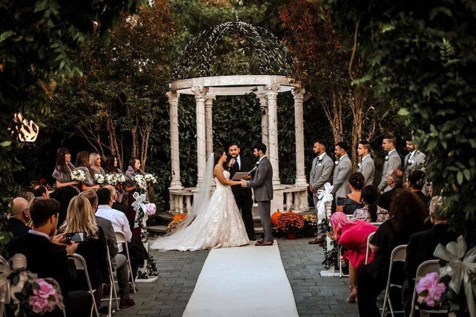 Outdoor ceremony