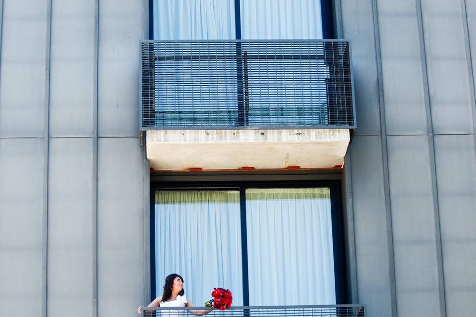 A bride at the Hotel Indigo in Athens, GA
