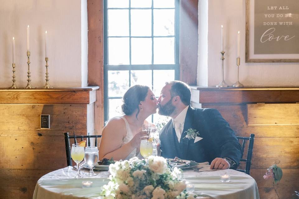 Sweetheart Table Design