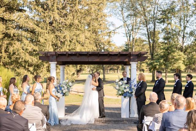 Tied Together With Love Weddings & Events