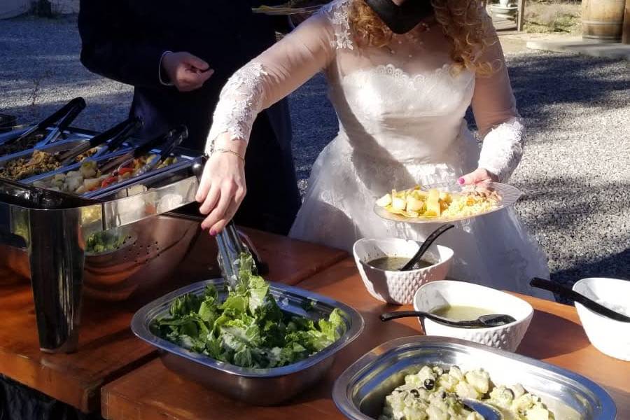 The bride loves Tacos